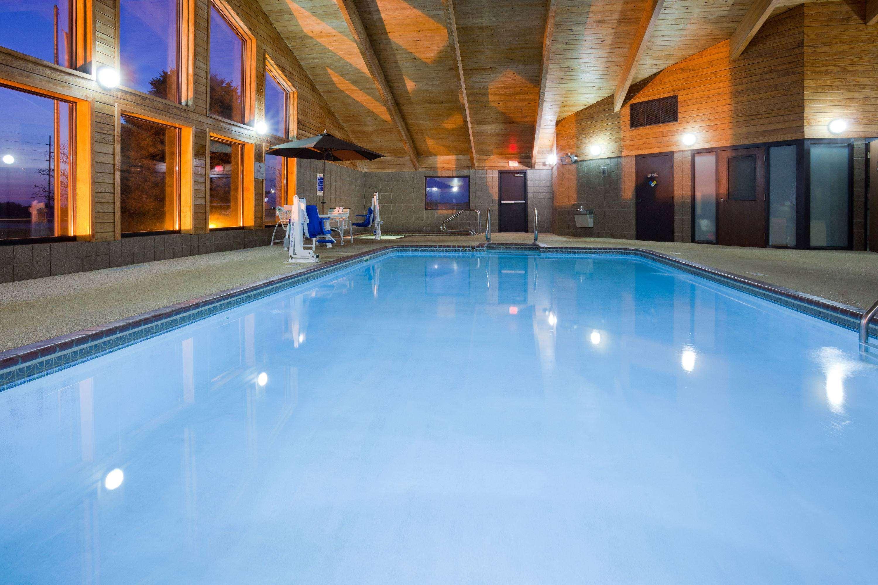 Americinn By Wyndham Spencer Dış mekan fotoğraf
